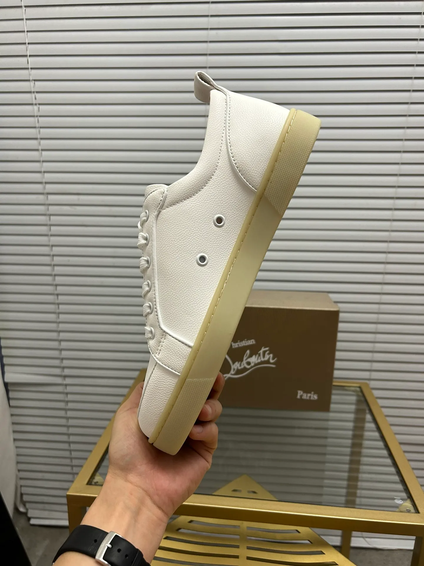 (Customized model) Ex-factory price is 480. christian louboutin (CL red sole shoes) counter series, casual sneakers for couples 📢 📢 📢 Exclusive hot style release 🎈🎈💪 Movable latex feet 👻 Finished outsole line [Proud] 😝Female 35-40# Male 38#-46, global supply😝 [Top version]: Original imported genuine leather upper, top original leather lining, original molded TPU outsole, original 1:1 detail processing, original shoe last,